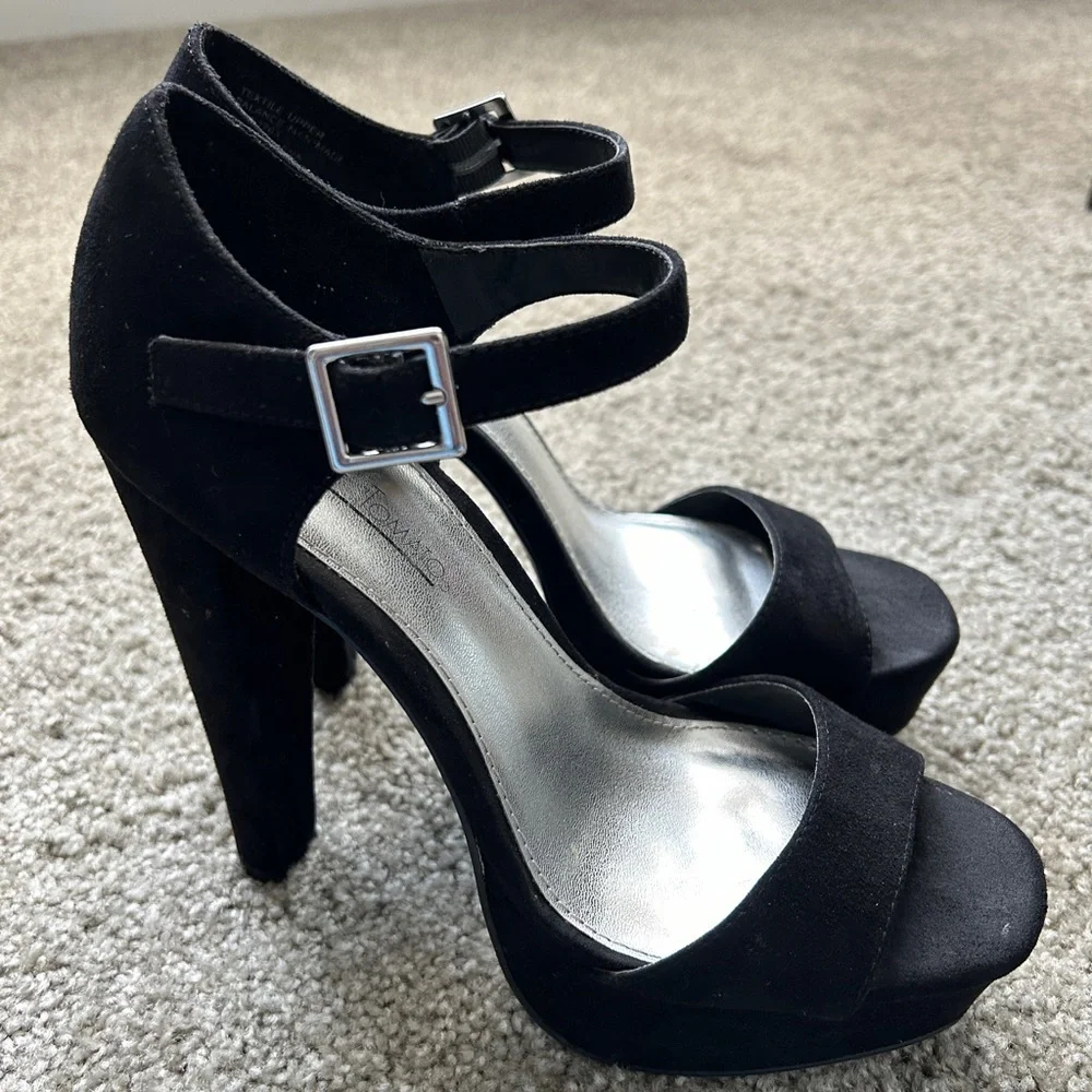 Black Platform High heeled suede sandals, sz 7.5, stiletto dance club shoes,